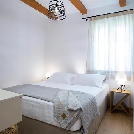 Apartment Angestrale Wood