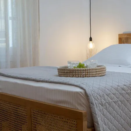 Angestrale Wood Apartment Lefkada City